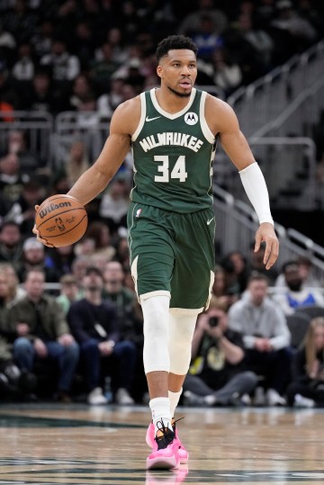 九游娱乐互动中心-字母想复出！哈队：他到底在搞啥 雄鹿和他好聚好散没啥大不了的