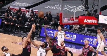 九游娱乐官方平台-哈登有望明日复出登场 但篮网三巨头合体再度存疑