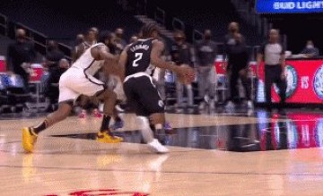 九游娱乐官方平台-小卡被吹进攻犯规引起争议 乔治：对手控制了裁判